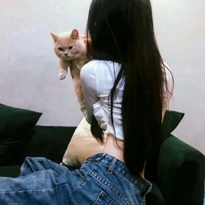 蜜桃女孩海报