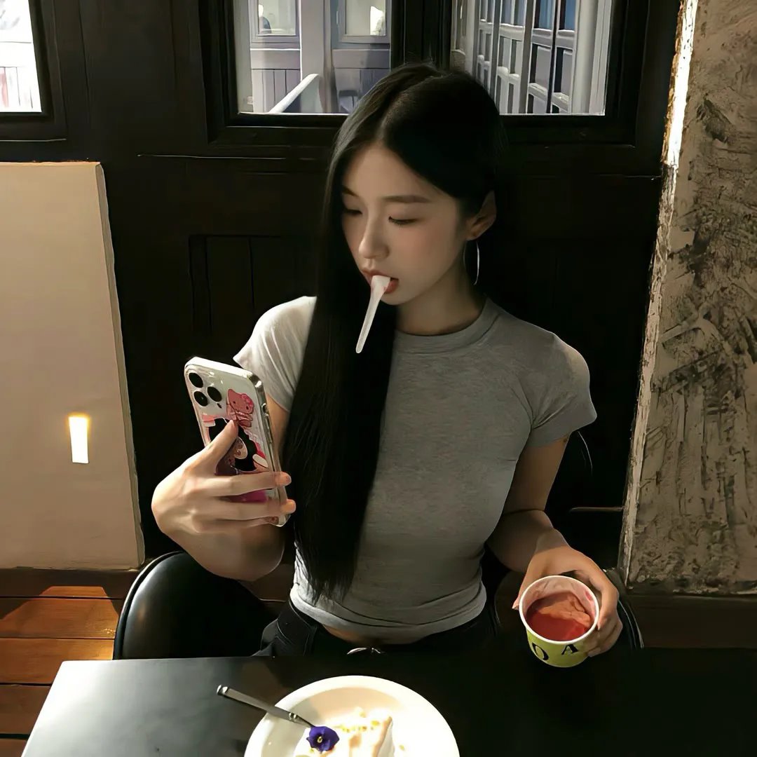 年轻之光海报