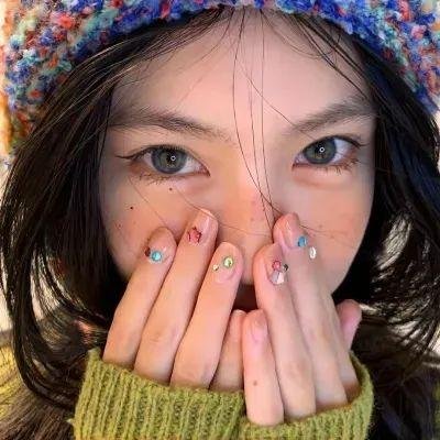 我的亿万面包海报